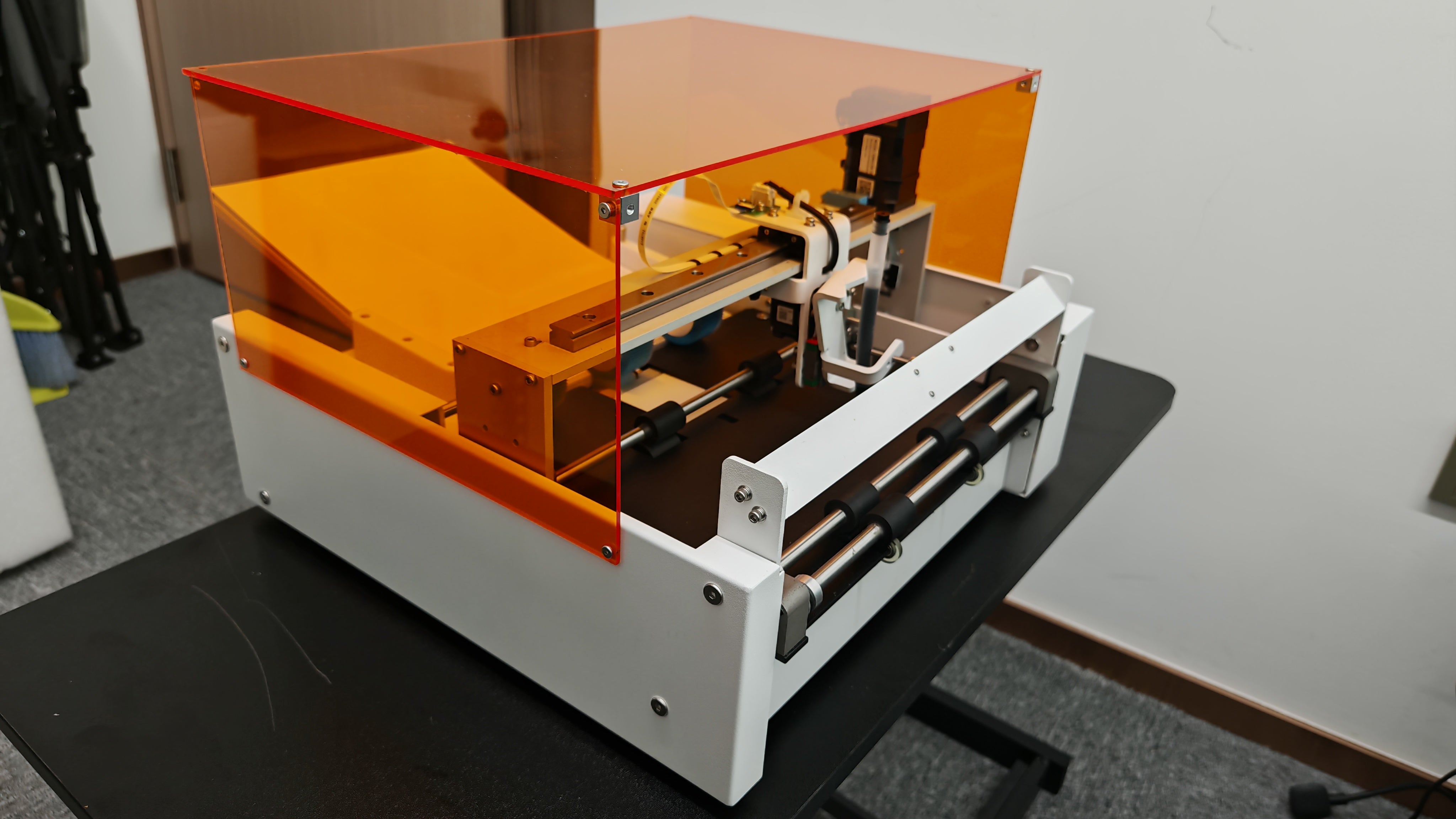 UUNA TEK® iAuto Plus 2.0 - La machine d’écriture automatique à IA de nouvelle génération, écrit jusqu’à 250 lettres et 95 enveloppes par chargement