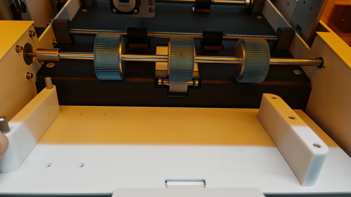 UUNA TEK® iAuto Plus 2.0 - La machine d’écriture automatique à IA de nouvelle génération, écrit jusqu’à 250 lettres et 95 enveloppes par chargement